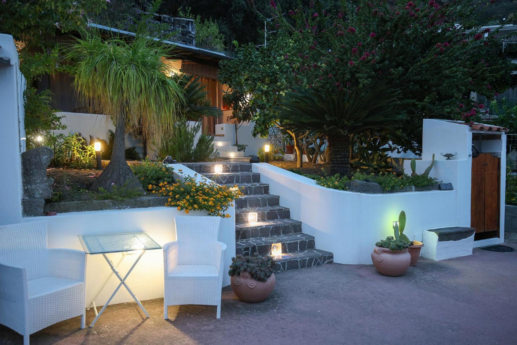 Villa Agrumeto Lipari  Luaran gambar
