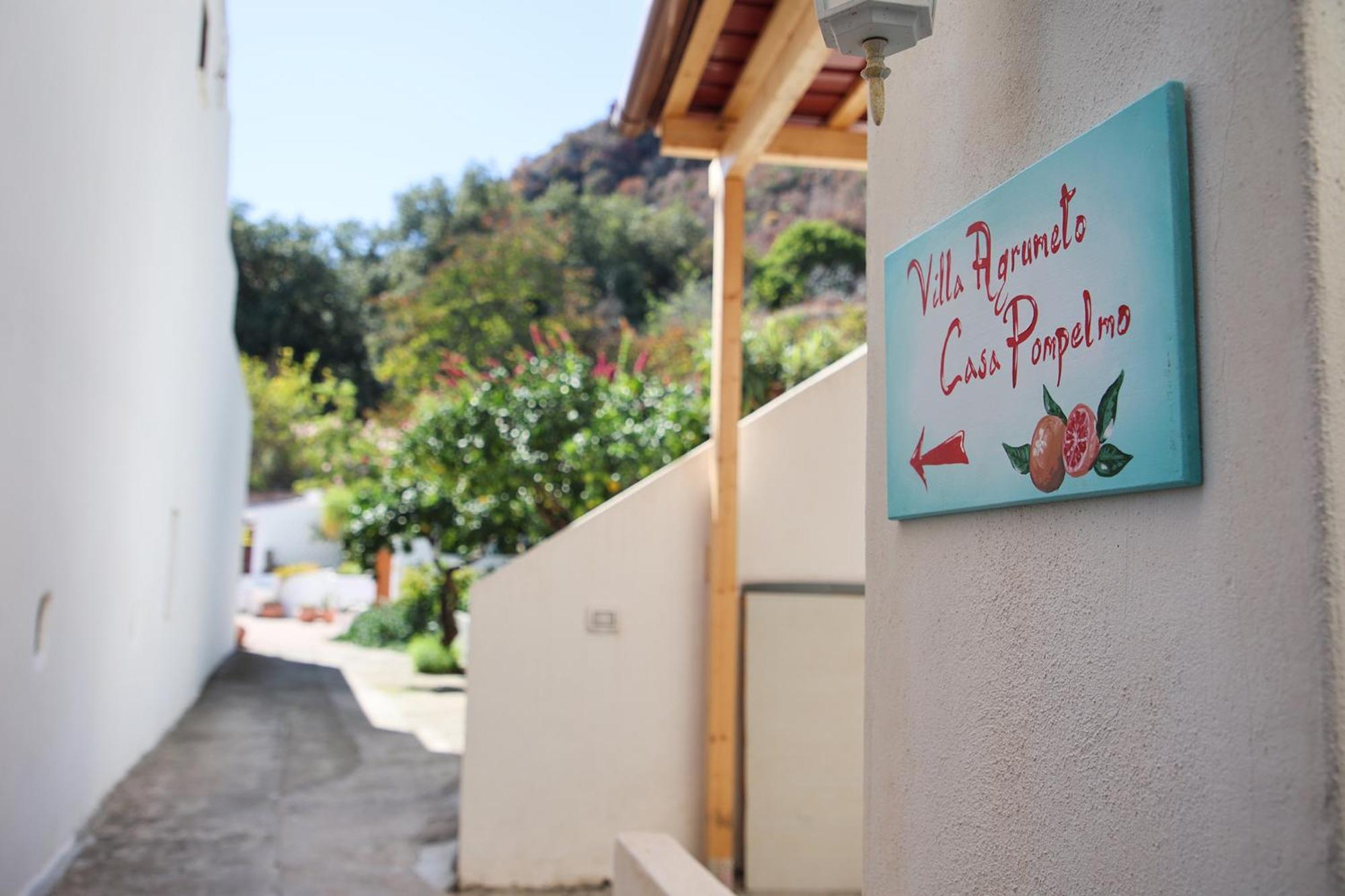 Villa Agrumeto Lipari  Luaran gambar